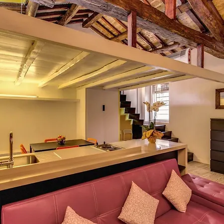 Amazing In Piazza Navona Holiday home
