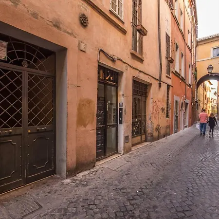 Amazing In Piazza Navona * Rome